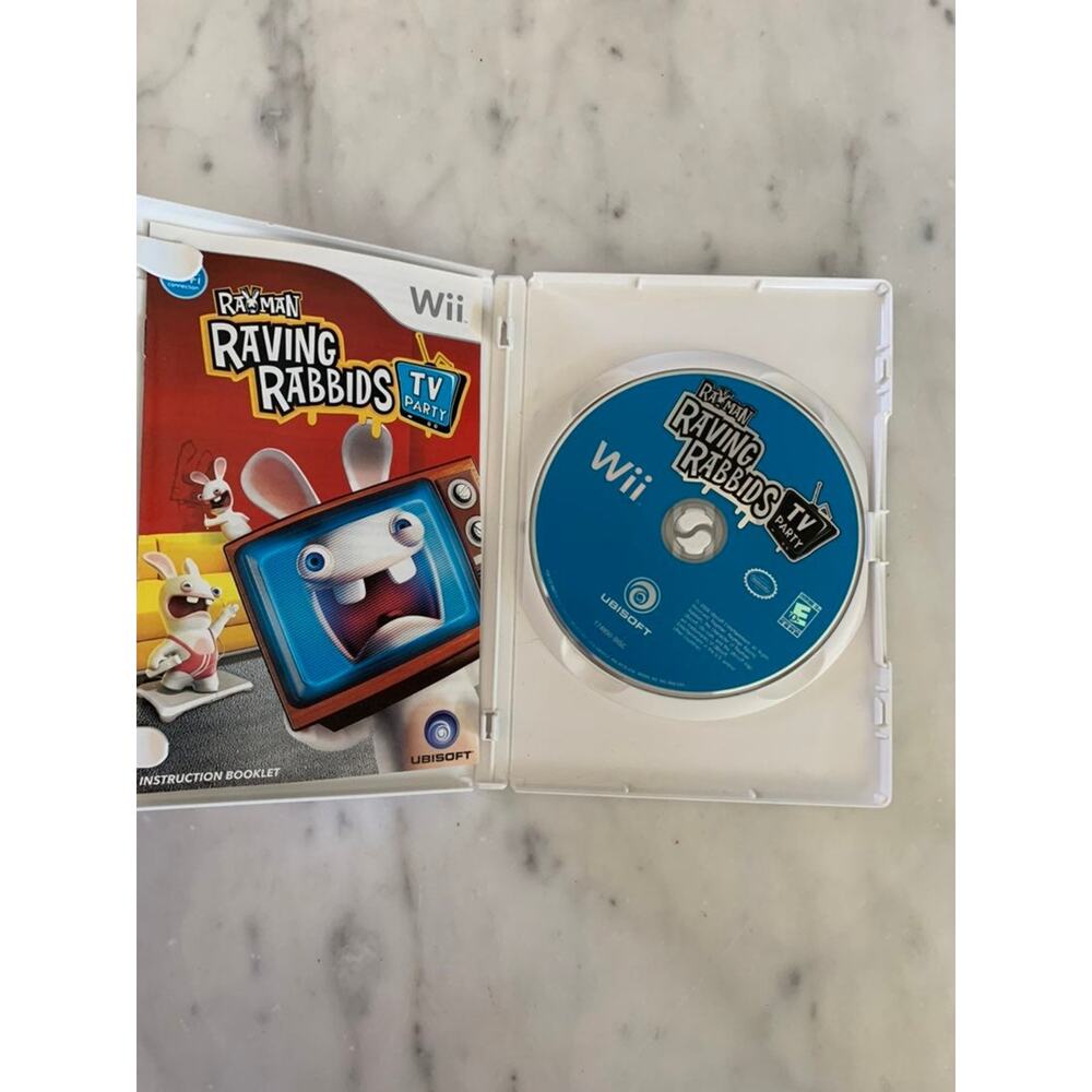 Rayman Raving Rabbids on Nintendo Wii - Picture 2 of 3